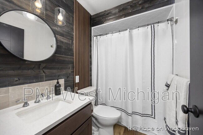 Building Photo - 8424 Woodhaven Dr SW