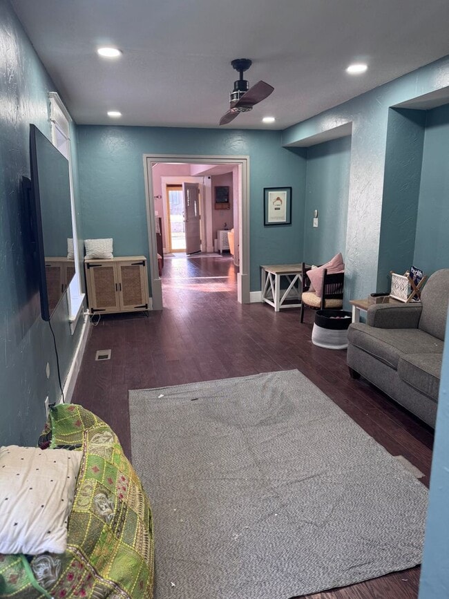 Building Photo - Private Room for Rent – $750/Month | All Utilities Included