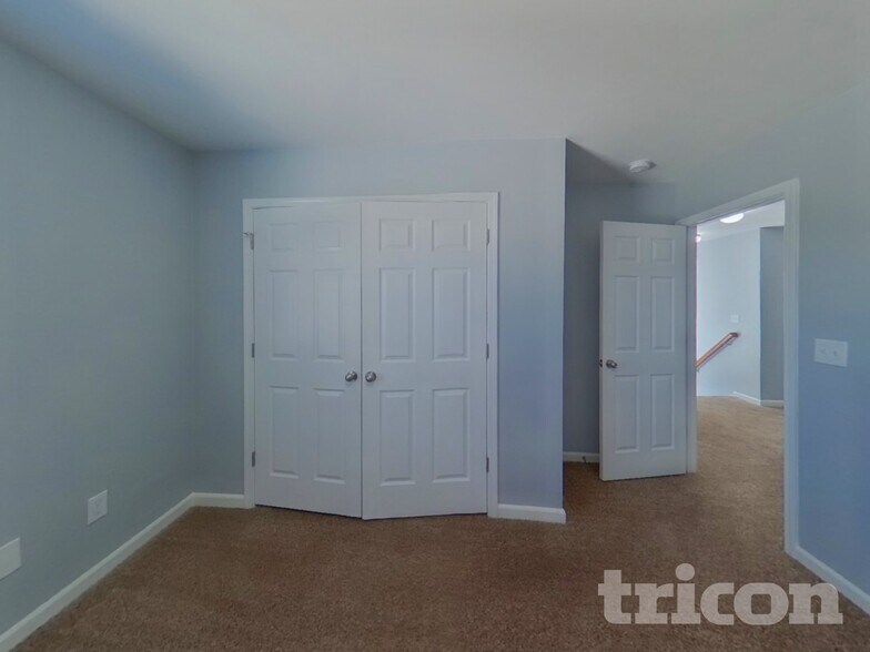 Building Photo - 139 Collenton Ln