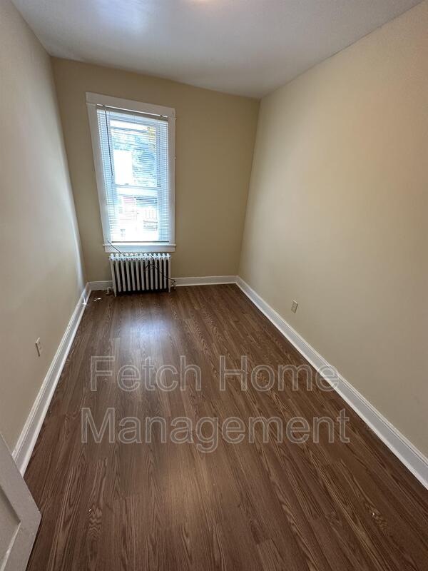 Building Photo - 326 Beaver St