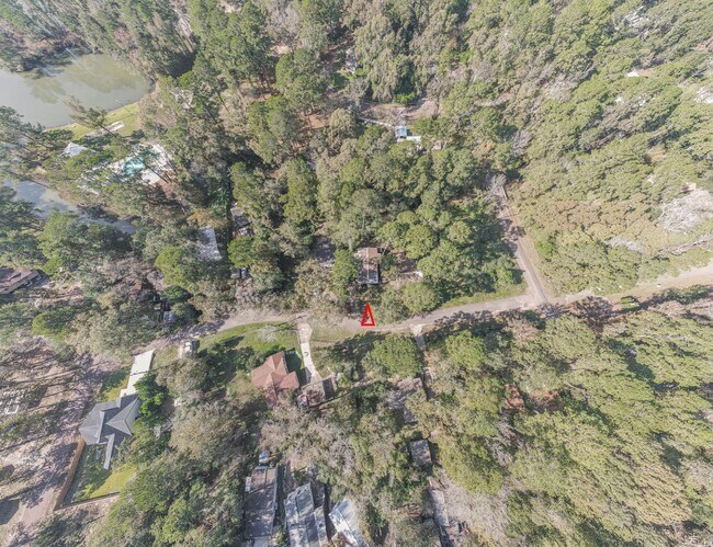 Building Photo - 5880 Beech Dr