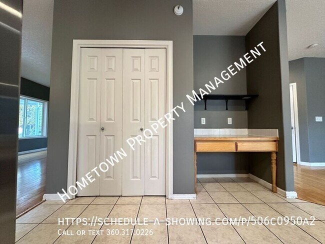 Building Photo - 7205 33rd Ave NE