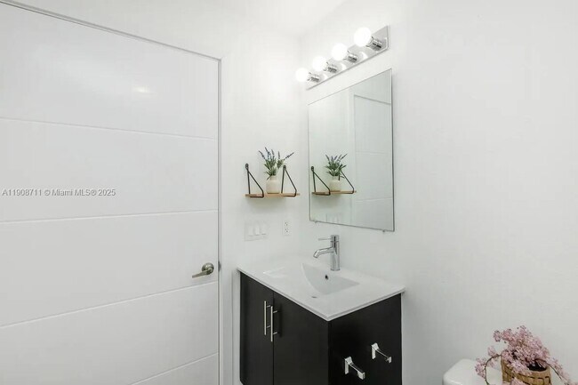 Building Photo - 25850 SW 140th Ct