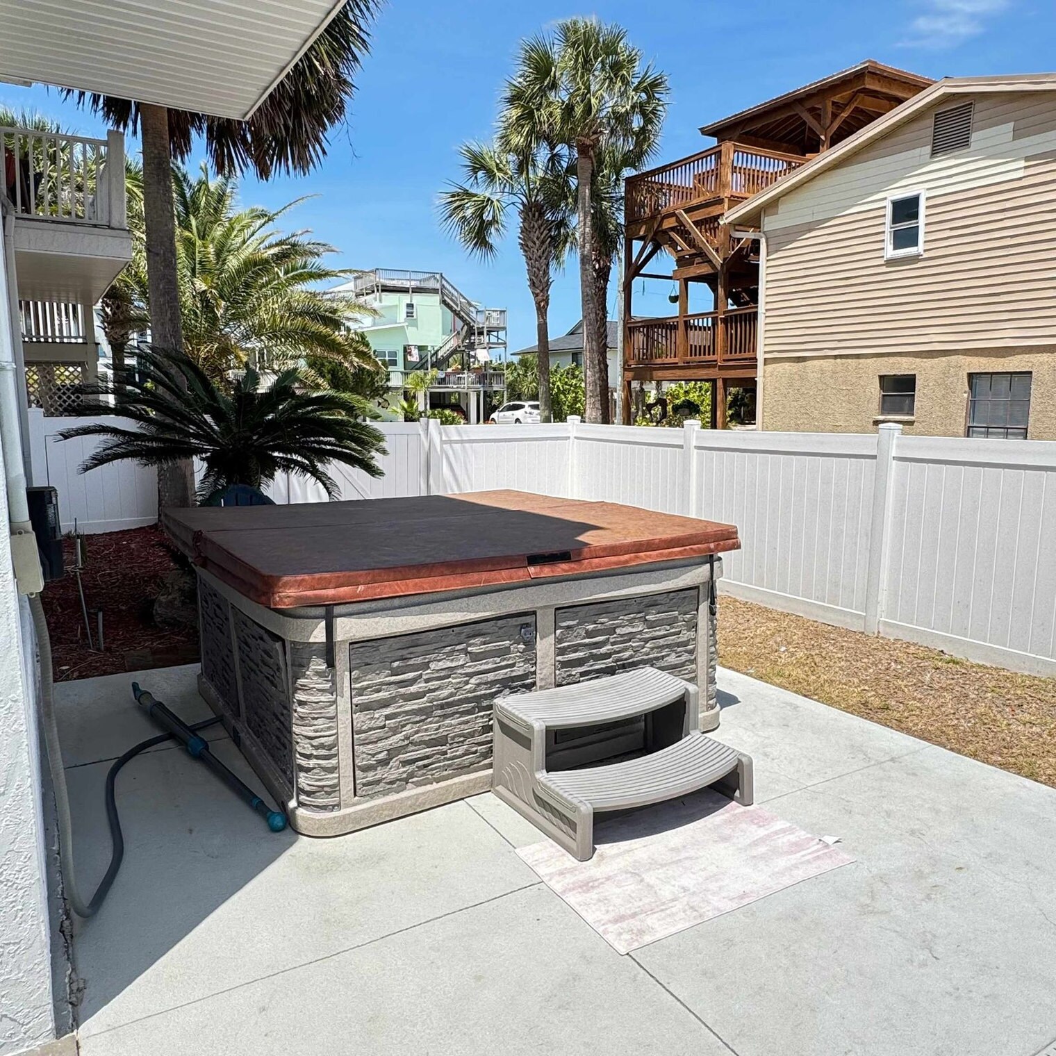 Building Photo - 42 Moody Dr