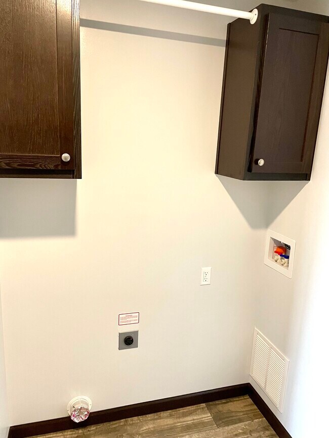 Building Photo - 4290 OH-601