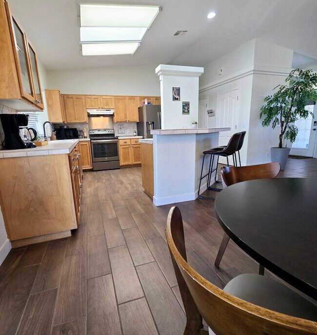 Building Photo - 11333 Desert Trailways Ln