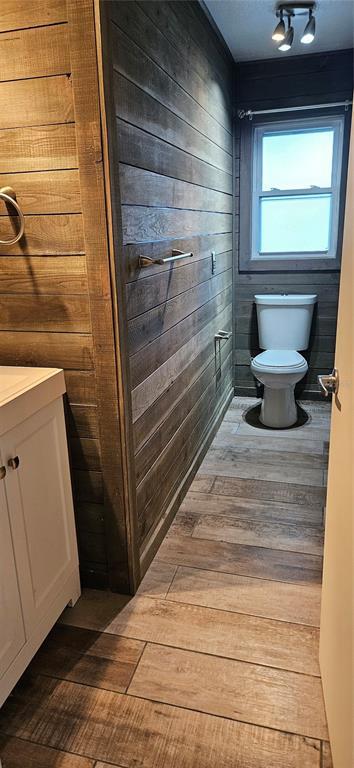 Building Photo - 2075 N Keene Rd