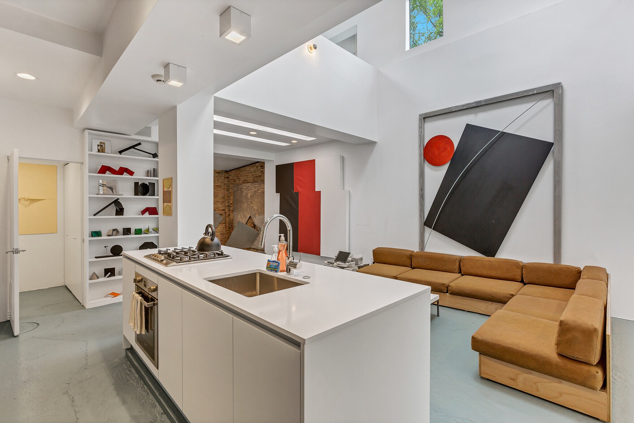 Building Photo - 2231 N Wayne Ave