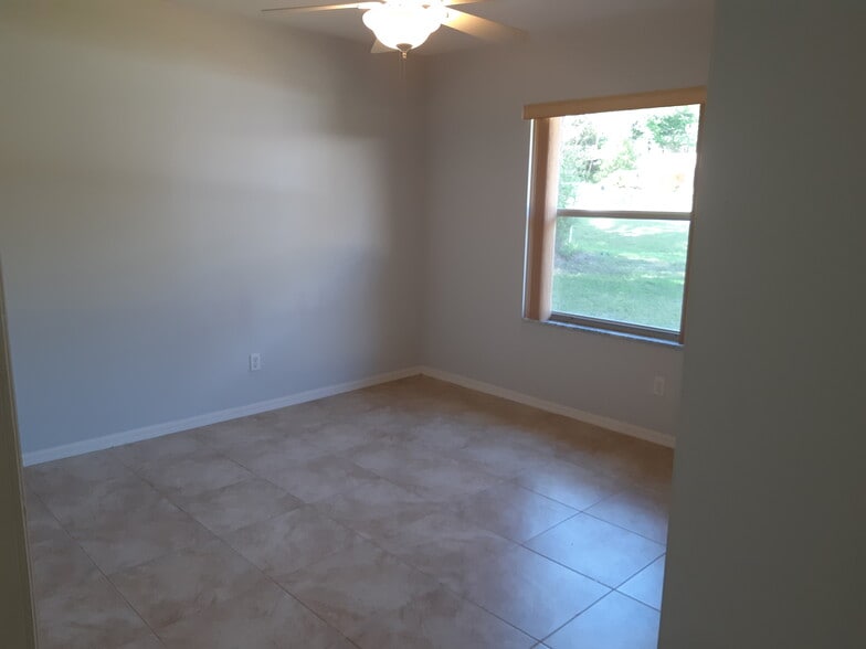 Building Photo - 19642 SW 54th St