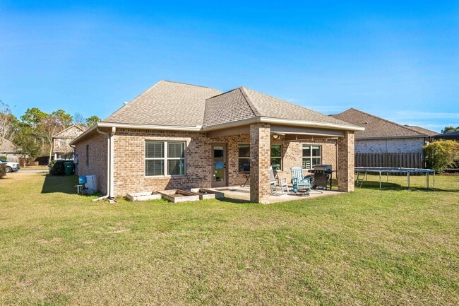 Building Photo - 169 Windchime Way