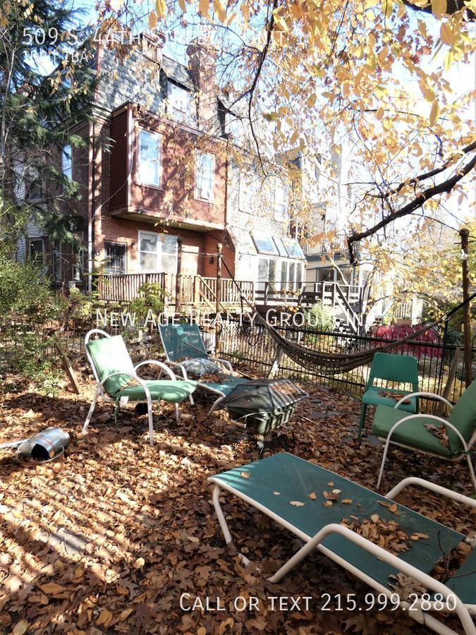 Building Photo - 509 S 44th St