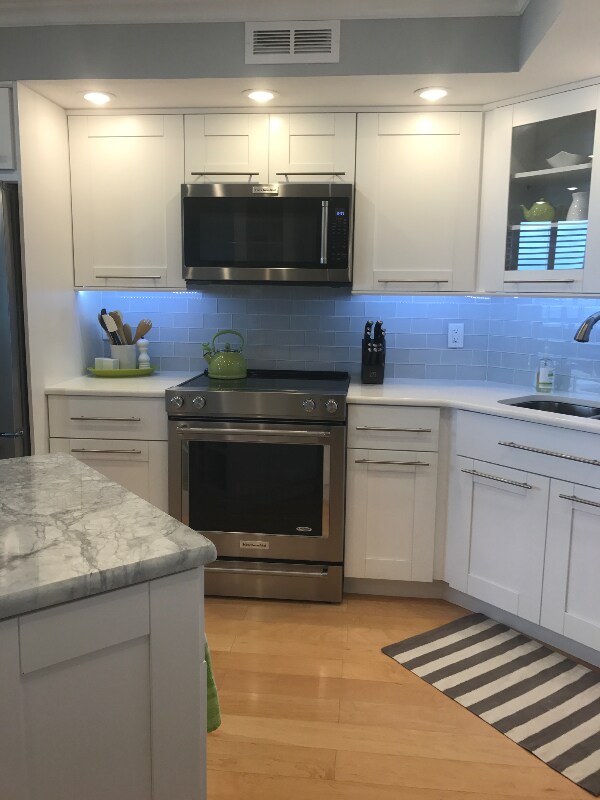 Building Photo - 2620 Cove Cay Dr