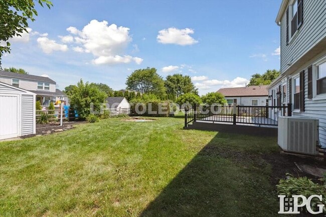 Building Photo - 2121 Bromford Rd