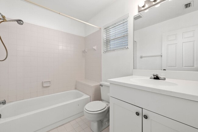 Building Photo - 17038 Terraverde Cir