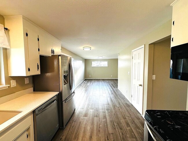 Building Photo - 3601 N Bristol St