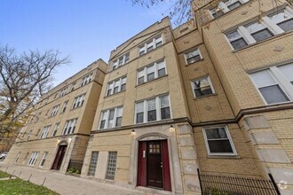 Building Photo - 2 bedroom in Chicago IL 60625