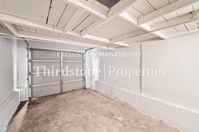 Building Photo - 1216 Glen Laura Rd