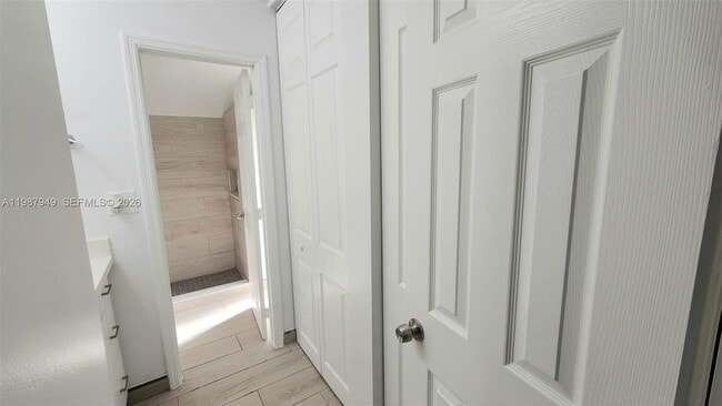 Building Photo - 841 NW 81st Ave