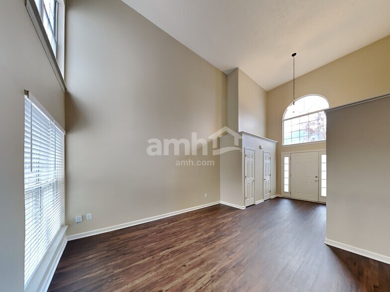 Building Photo - 3533 Shortleaf Run