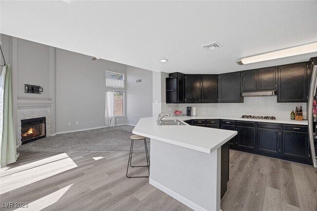 Building Photo - 8433 Dry Cliff Cir