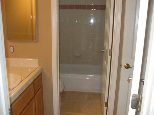 Building Photo - Swan Lake - Gated in Granite Bay