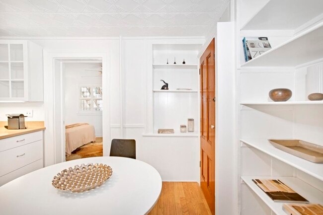 Building Photo - 100 Mercer St