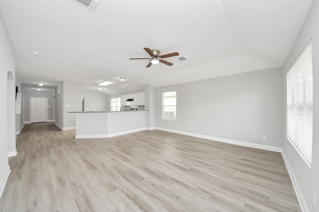 Building Photo - 19618 Beachy Ct