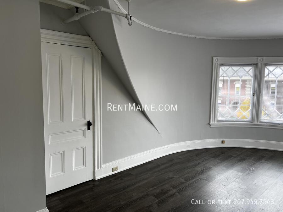 Building Photo - 145 Union St