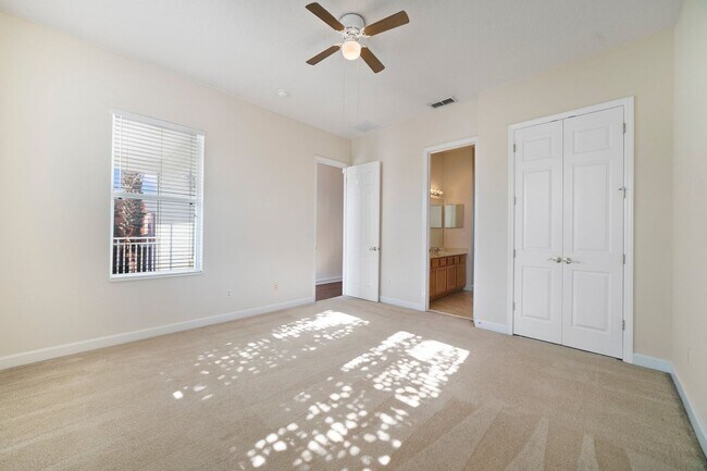 Building Photo - Home with water views in Patriots Landing