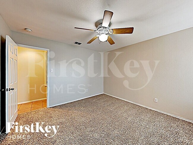 Building Photo - 12640 Shady Cedar Dr