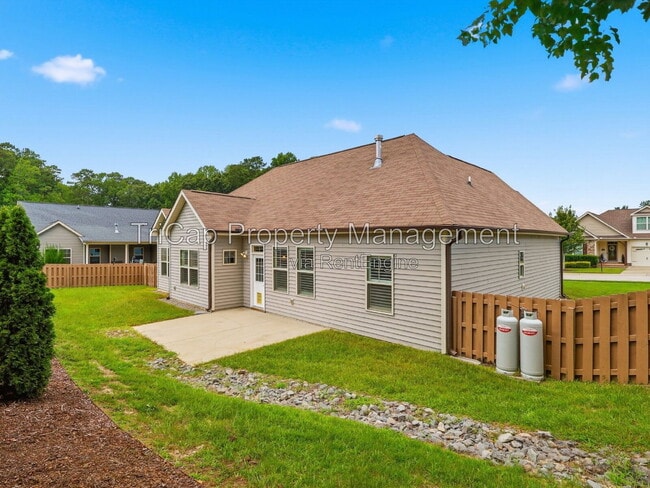 Building Photo - 8029 Crookneck Dr