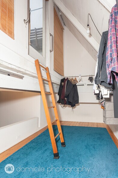 Building Photo - 3312 N Ravenswood Ave