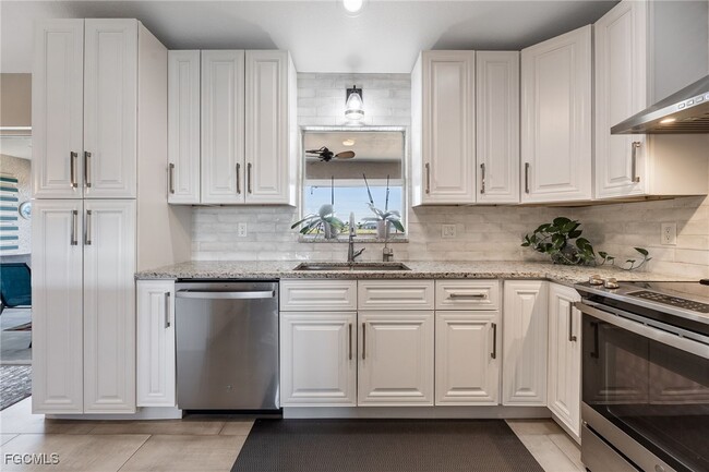 Building Photo - 1805 NW 7th Ave