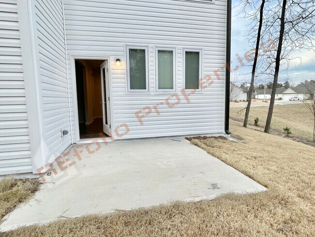 Building Photo - 924 Arlington Wood St