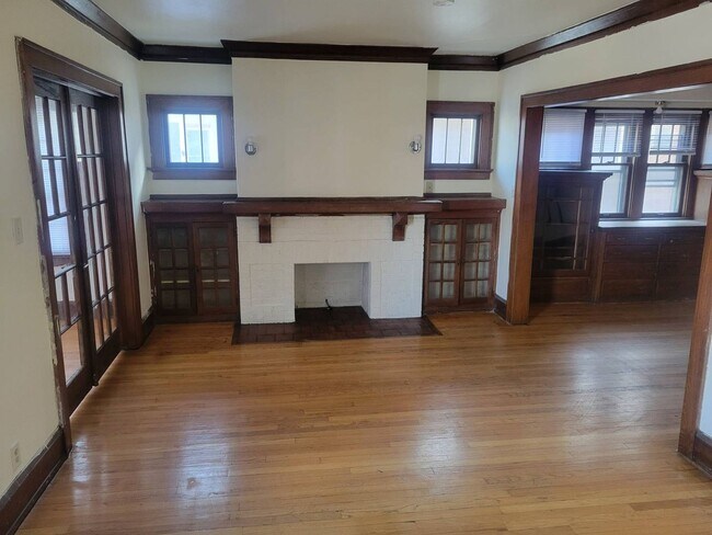 Building Photo - 2819N49thM