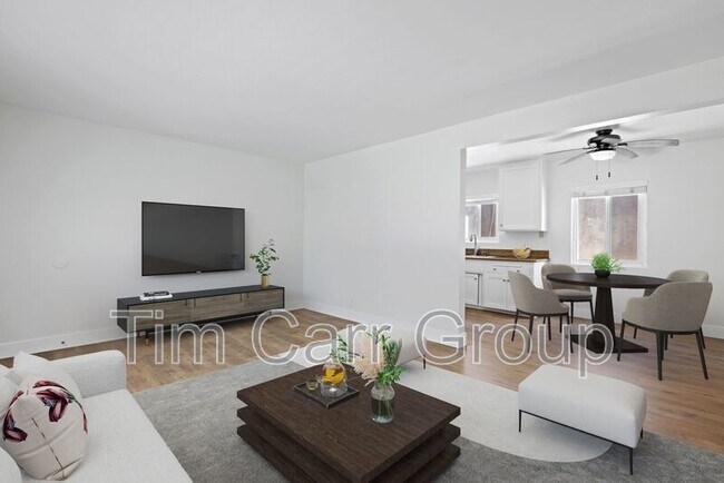 Building Photo - 271 16th Pl