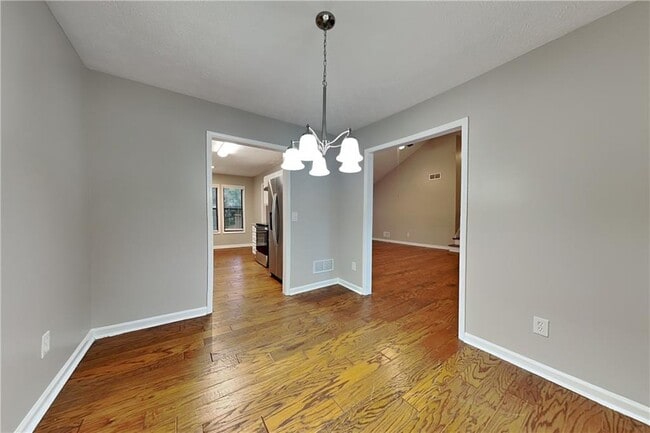 Building Photo - 2816 Quinbery Dr