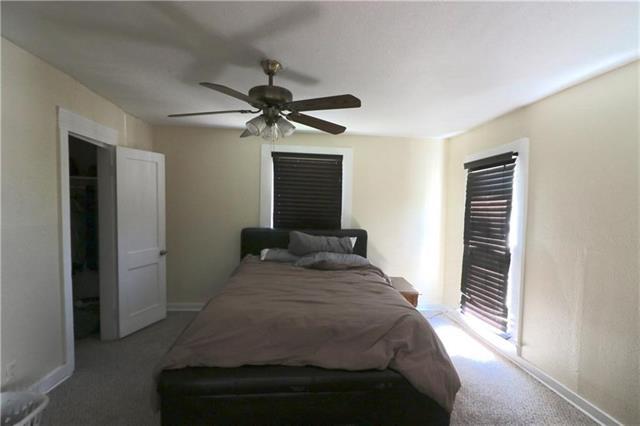 Building Photo - 413 W Franklin St