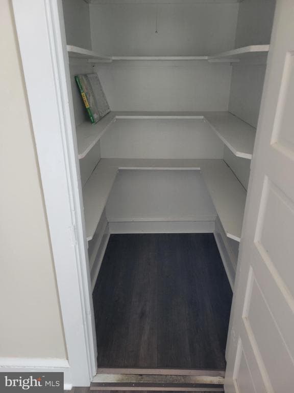 Building Photo - 729 E Washington St