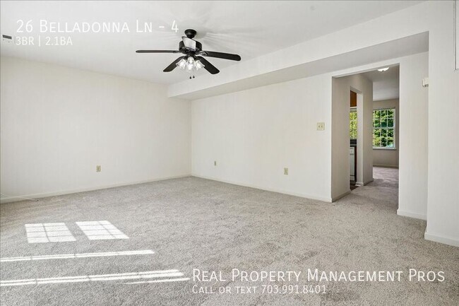Building Photo - 26 Belladonna Ln