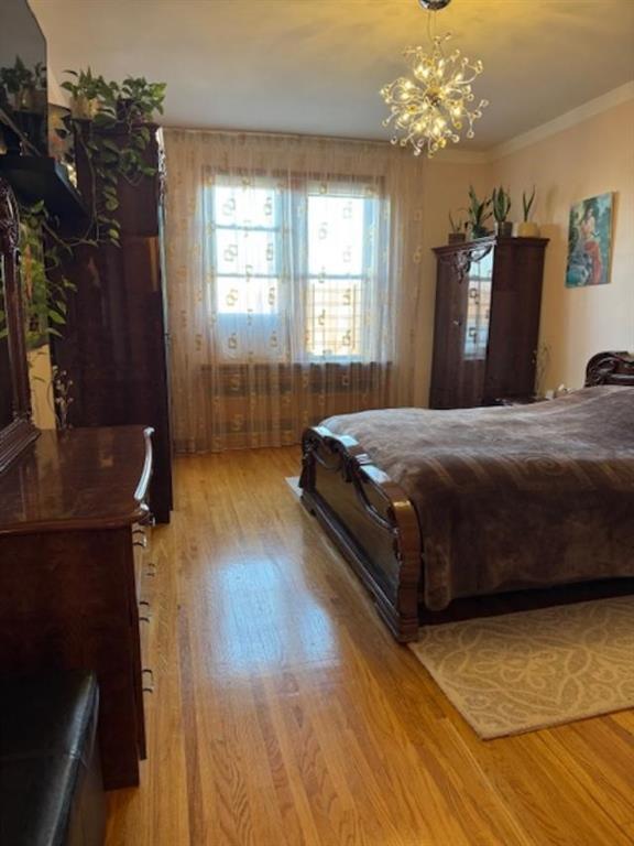 Building Photo - 1560 E 18th St