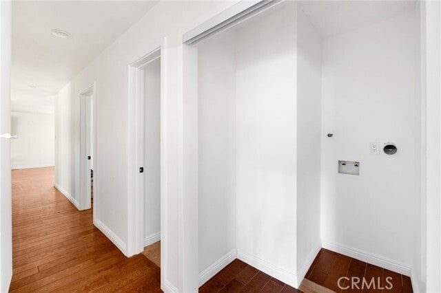 Building Photo - 7044 White Oak Ave