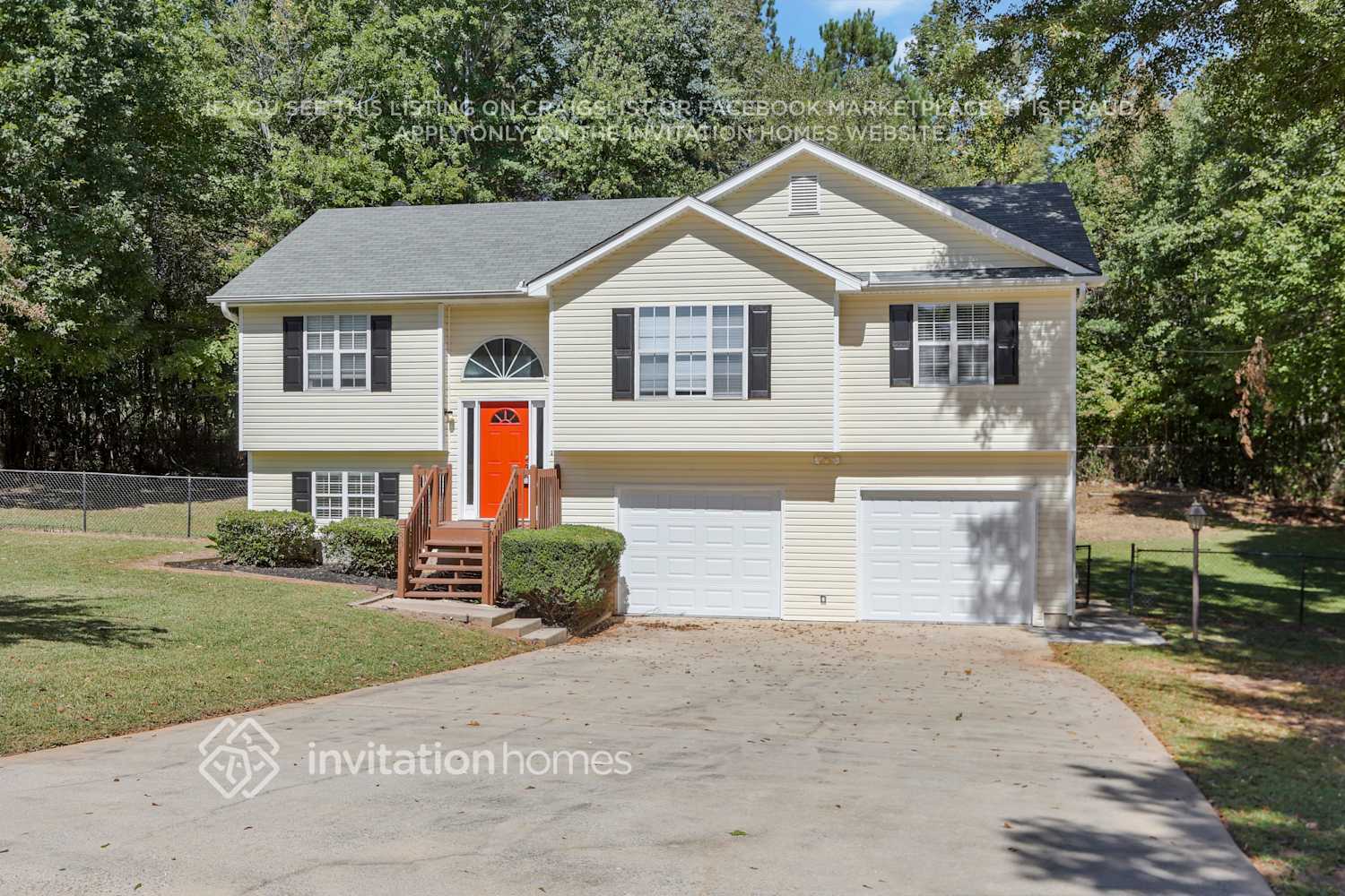 Building Photo - 301 Willow Ln