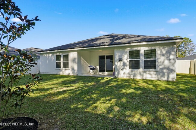 Building Photo - 12581 Creekside Mnr Dr