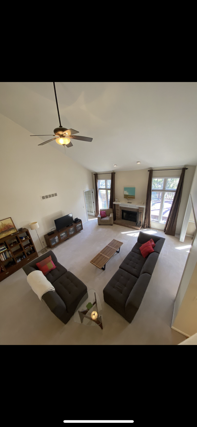 Building Photo - 2914 Leslie Park Cir