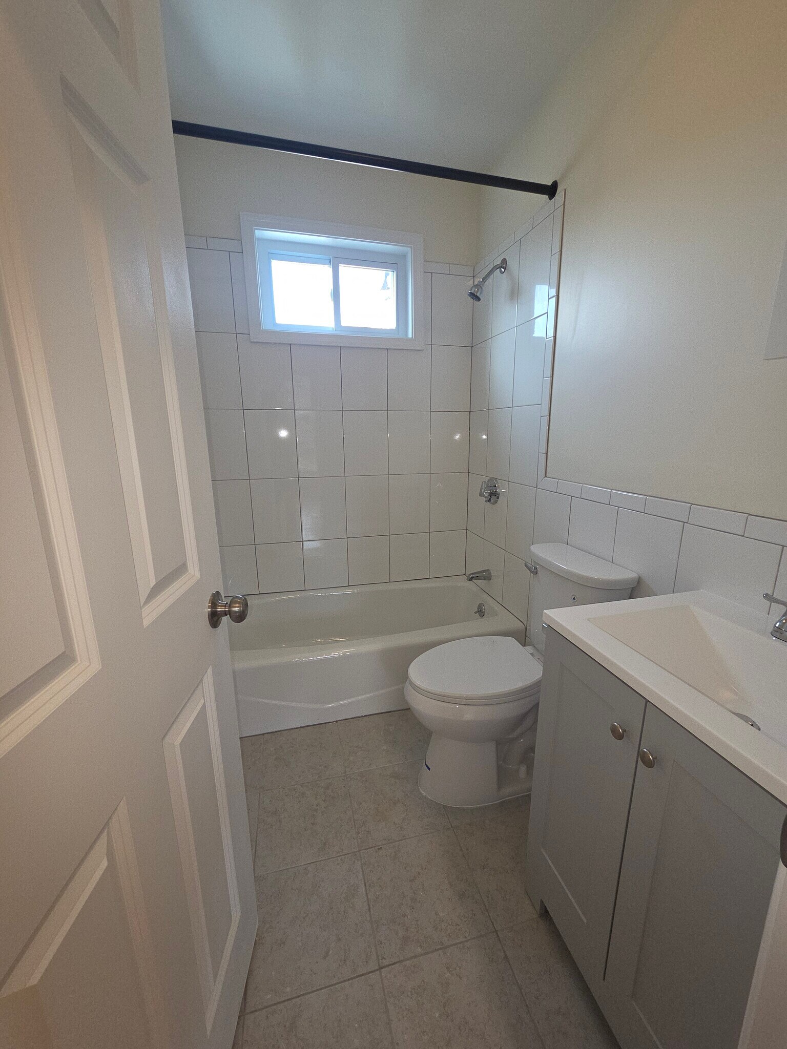 Building Photo - 49 Woodcliff St