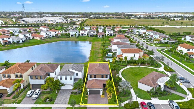 Building Photo - 4795 Sand Dollar Dr