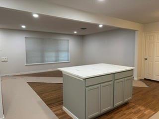 Building Photo - 2615 Southwood Dr