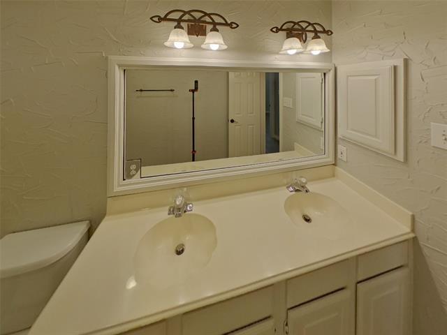 Building Photo - 1793 Lake Breeze Dr