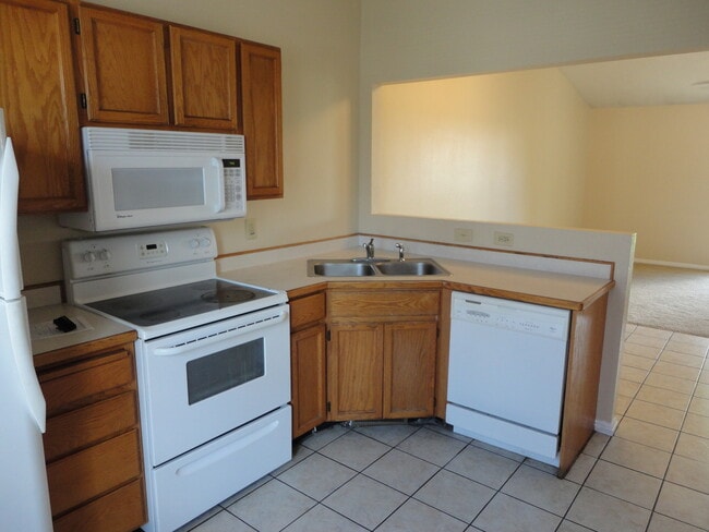 Building Photo - Delightful Home in Desirable Orem Neighbor...